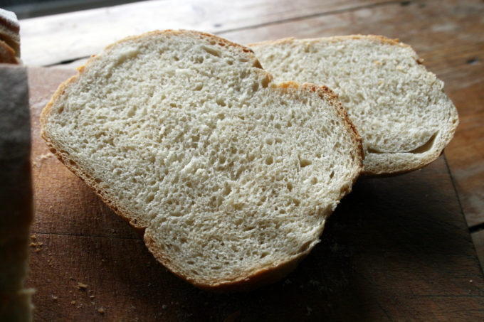 white bread loaf