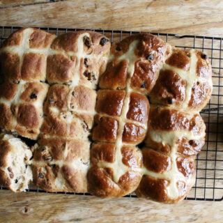 hot cross buns