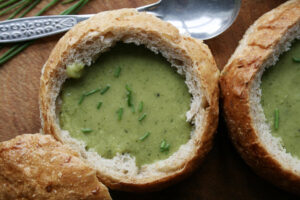 pea soup in bread bowl