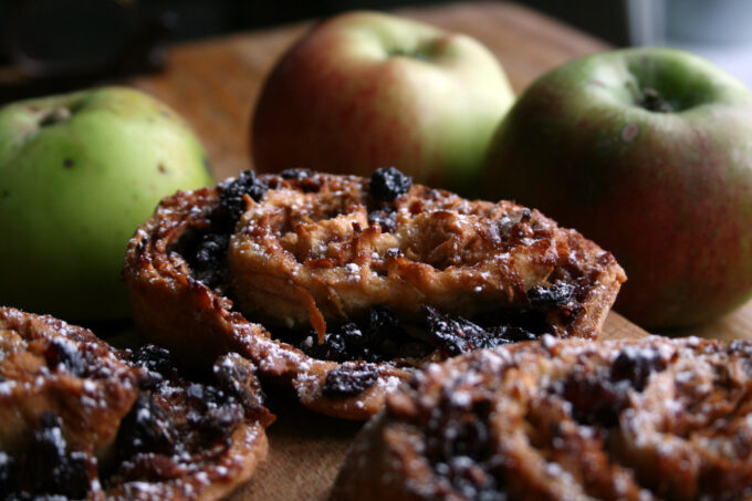 apple strudel biscuits