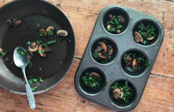 mushroom and kale baked eggs