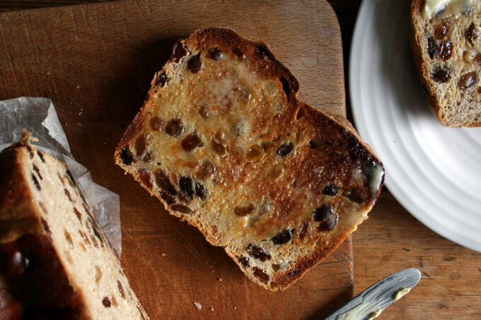 hot cross buns loaf