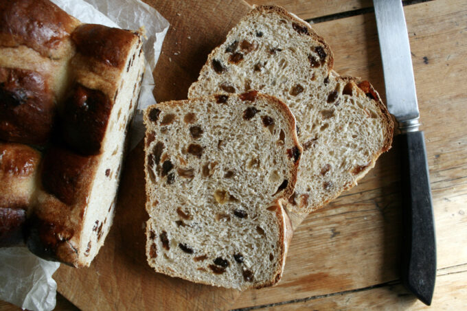 hot cross buns loaf