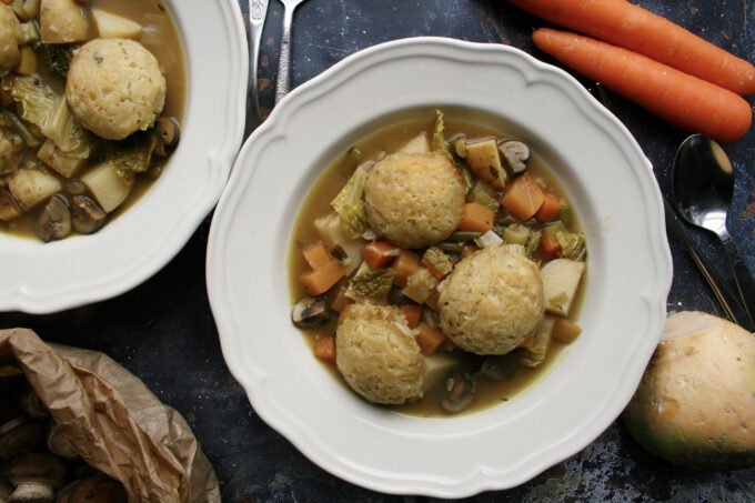 vegetable stew and dumplings