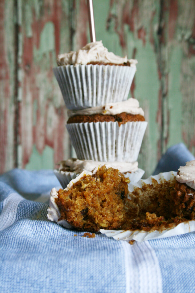 carrot cake cupcakes