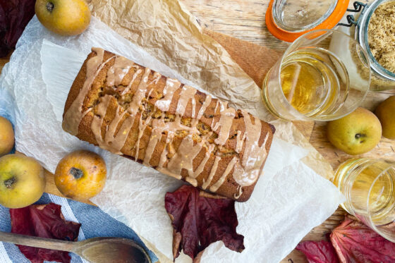 apple and whisky cake