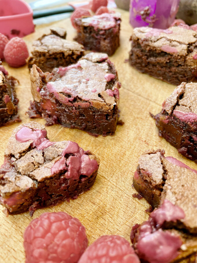 beetroot and raspberry brownies