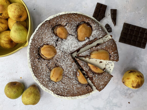 chocolate and pear cake