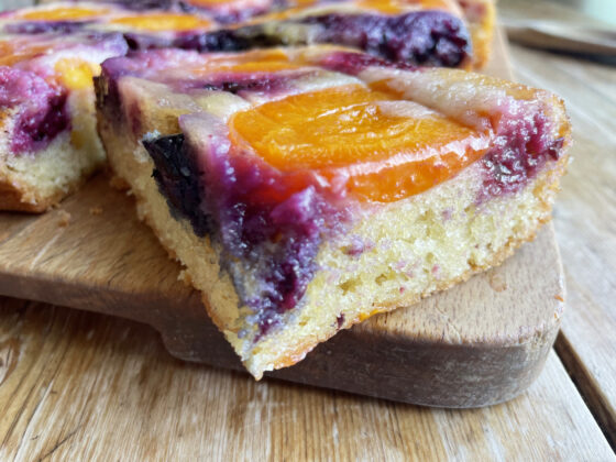 Upside down Apricot Cake