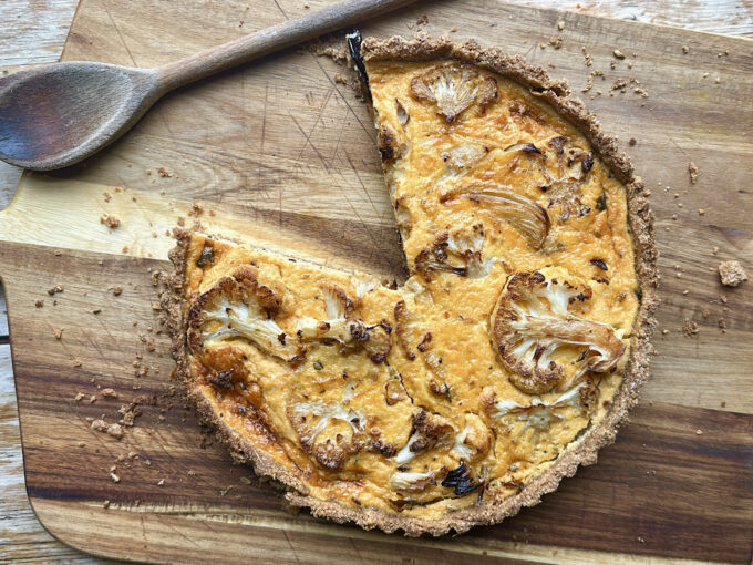 Thai Red Curry Cauliflower Coconut Quiche