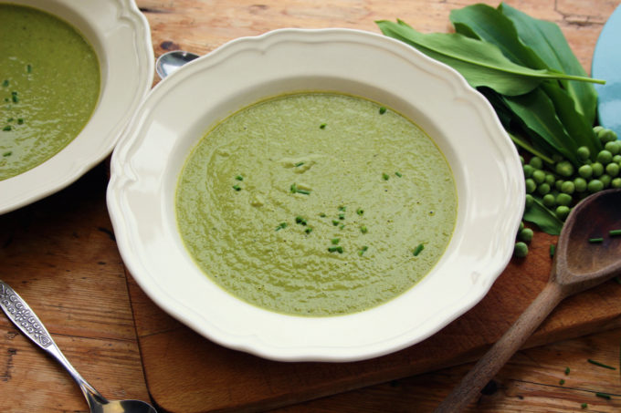 pea and wild garlic soup